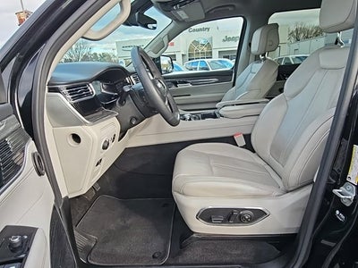 2022 Jeep Wagoneer Series III