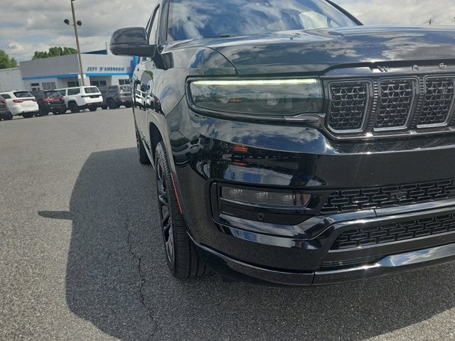 2022 Jeep Grand Wagoneer Series II Obsidian