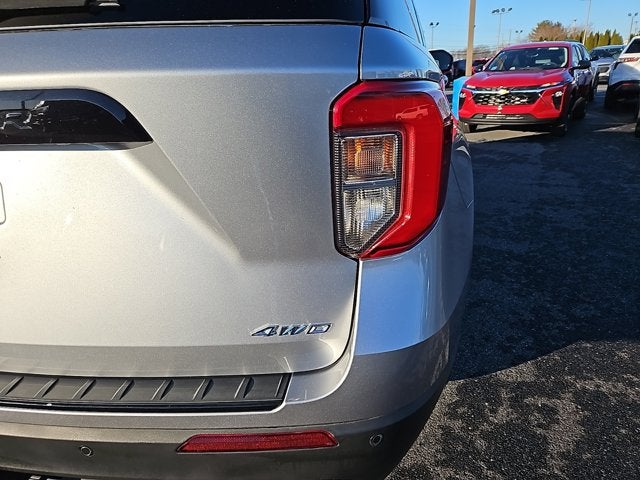 2022 Ford Explorer ST-Line