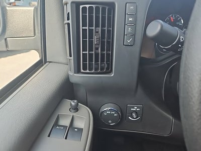 2024 Chevrolet Express Passenger LT
