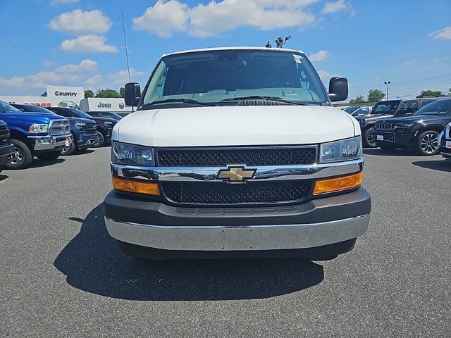 2024 Chevrolet Express Passenger LT