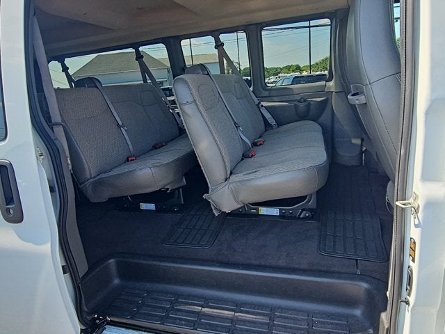 2024 Chevrolet Express Passenger LT