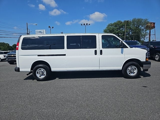 2024 Chevrolet Express Passenger LT