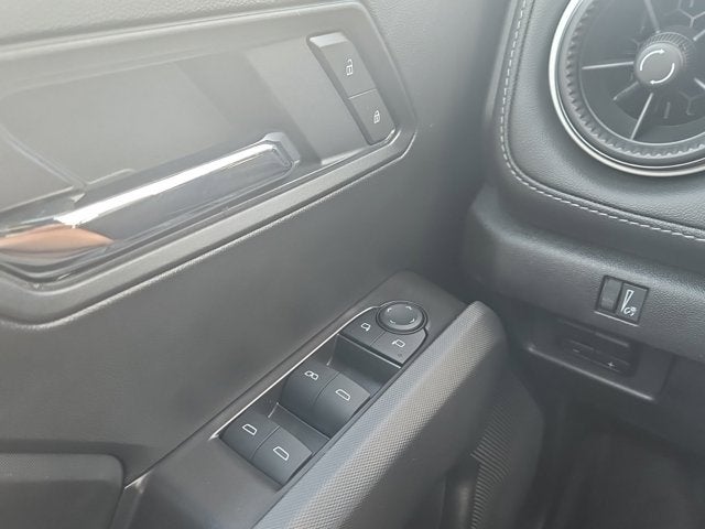 2025 Chevrolet Colorado 4WD LT
