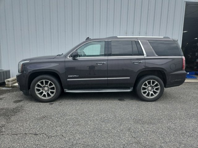 2016 GMC Yukon 4WD Denali's photo