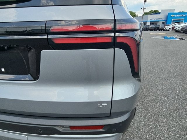 2024 Chevrolet Traverse FWD LT