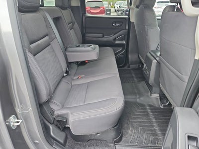 2024 Nissan Frontier SV