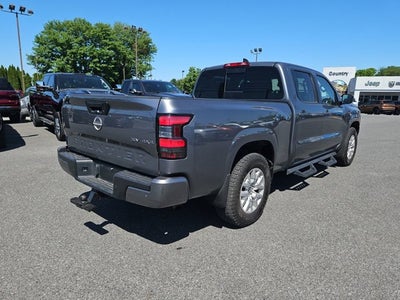 2024 Nissan Frontier SV