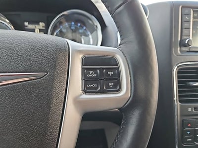 2016 Chrysler Town & Country Touring-L Anniversary Edition