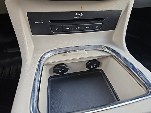 2016 Chrysler Town & Country Touring-L Anniversary Edition