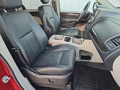 2016 Chrysler Town & Country Touring-L Anniversary Edition