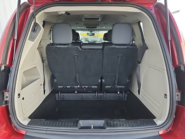 2016 Chrysler Town & Country Touring-L Anniversary Edition