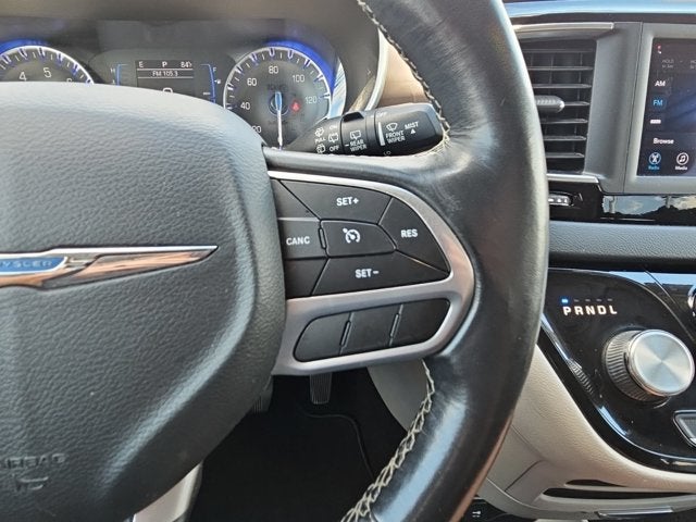2020 Chrysler Voyager LX