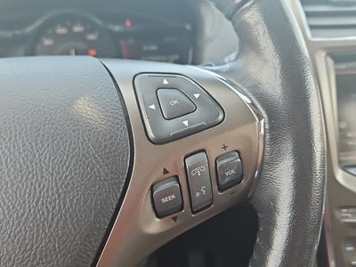 2014 Lincoln MKX Base