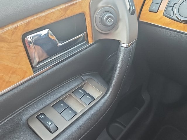 2014 Lincoln MKX Base