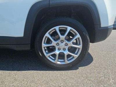 2023 Jeep Compass Latitude Lux