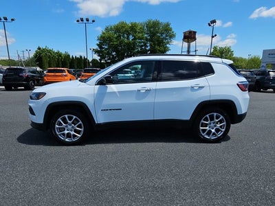 2023 Jeep Compass Latitude Lux