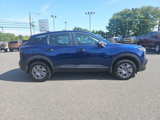 2025 Nissan Kicks S