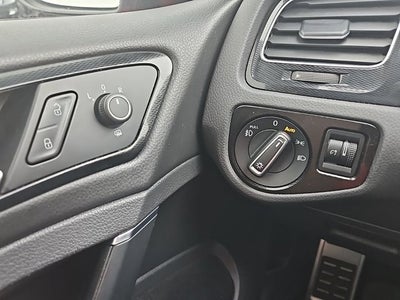 2017 Volkswagen Golf GTI Sport