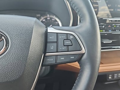 2022 Toyota Highlander Platinum