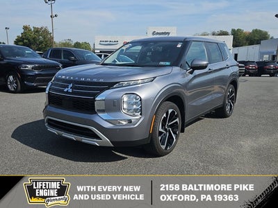 2024 Mitsubishi Outlander SE Black Edition
