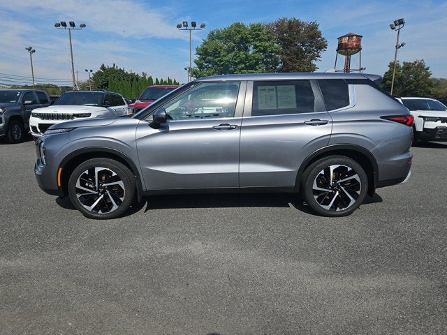 2024 Mitsubishi Outlander SE Black Edition