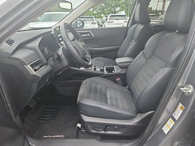 2024 Mitsubishi Outlander SE Black Edition
