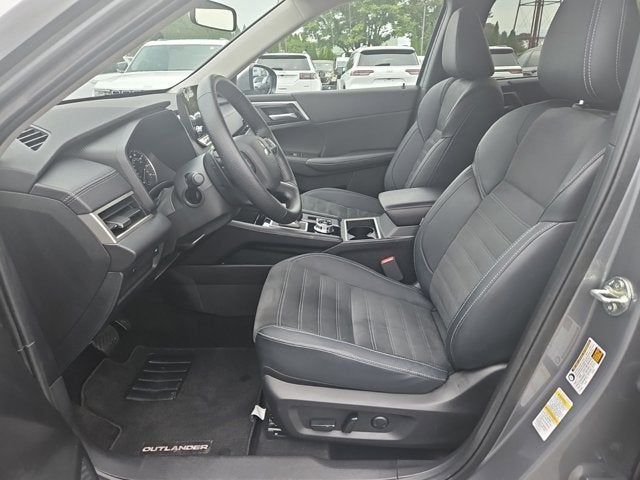 2024 Mitsubishi Outlander SE Black Edition