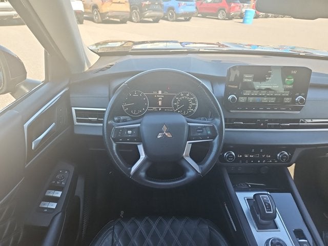 2022 Mitsubishi Outlander SEL