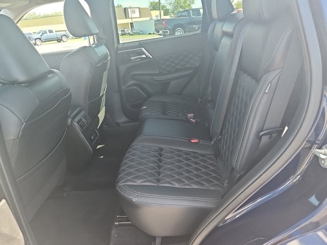 2022 Mitsubishi Outlander SEL