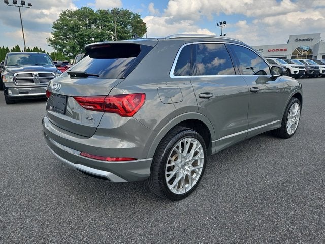 2022 Audi Q3 Premium